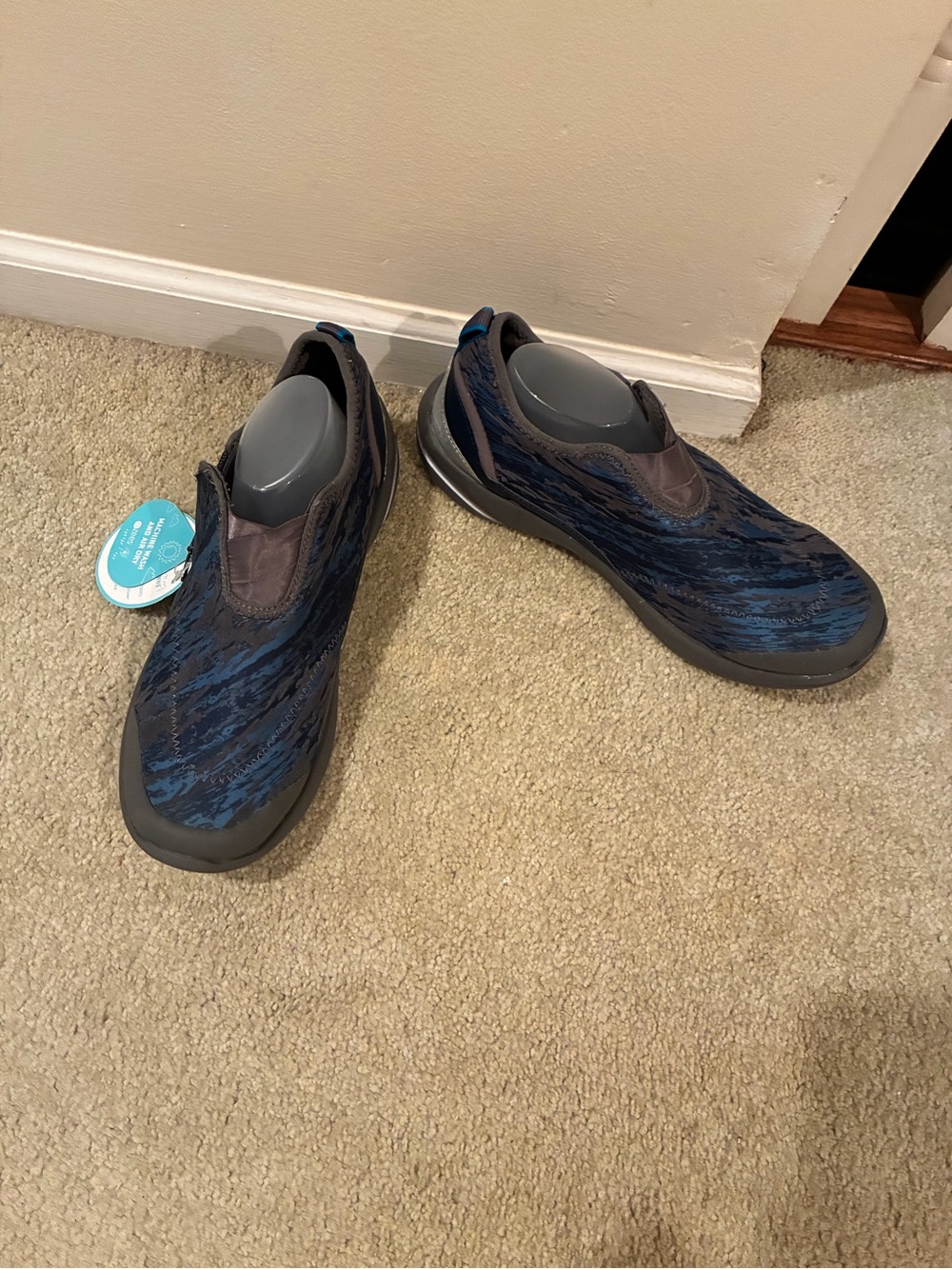 NWT BZees Women's Slip-On Athletic Shoes in Navy and Gray